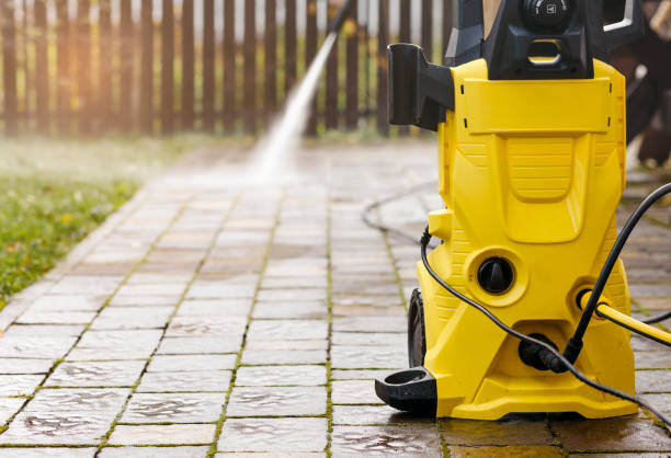 Animal Enclosure Cleaning in Deshler, OH